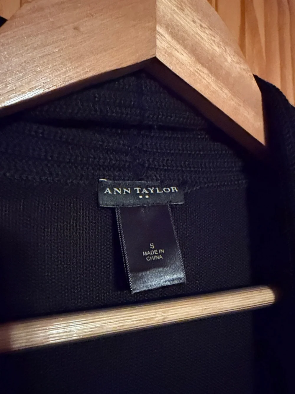 Ann Taylor Black Open-Front Longline Cardigan - Picture 2 of 7